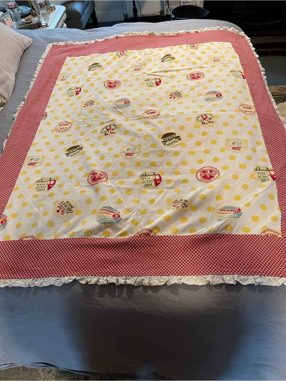 Vintage look table cover
